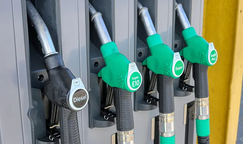 ¿Cuándo baja la gasolina y de qué depende su precio?
